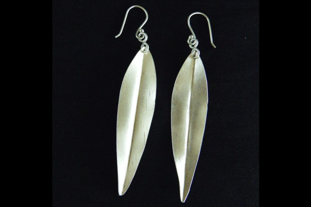 Unpolished 99.9% Silver Maile Earrings - single leaf - Beautiful
