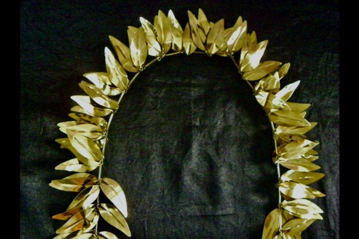 Polished Brass Presentation Maile Lei