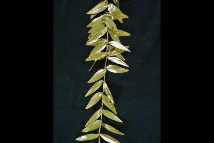 Polished Brass Presentation Maile Lei11