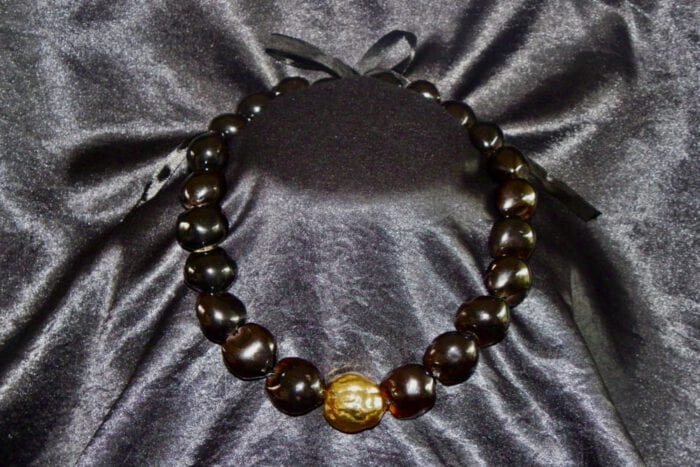 21 inch Black Polished Kukui Nut Lei with 24K Gold Plated Tiger Kukui Nut Middle