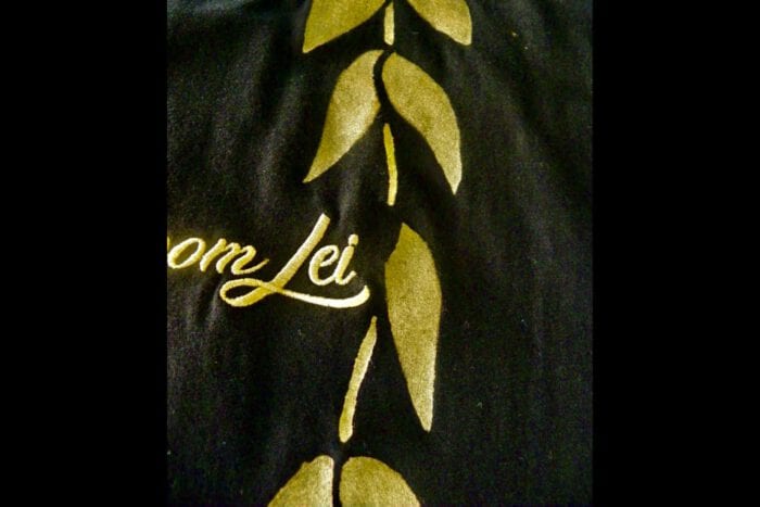 Hand Painted T Shirt with Hawaiian Maile Lei over shoulder and Makini on the back, USA SIZE XXL