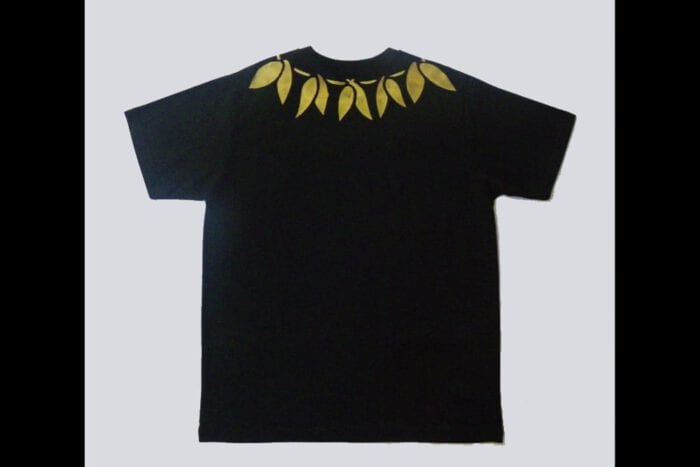 Hand Painted T Shirt with Gold Hawaiian Maile Lei, USA Size M