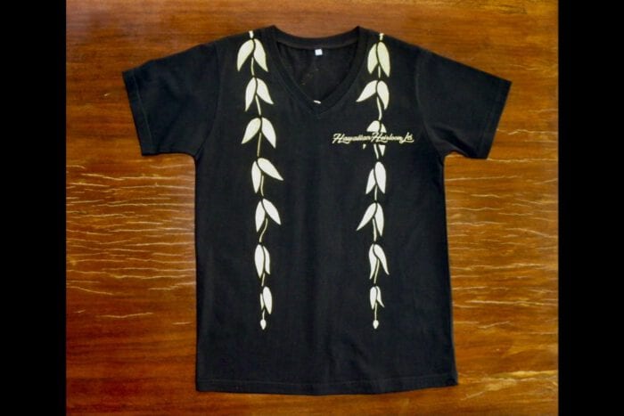 Hand Painted T shirt with a Hawaiian Maile Lei and Hula Dancer on back, USA size S